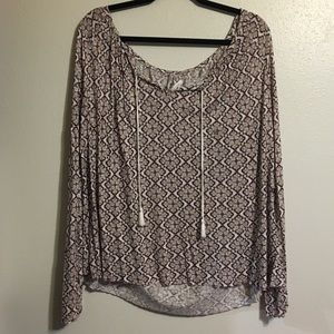 Aeropostale long sleeve peasant top